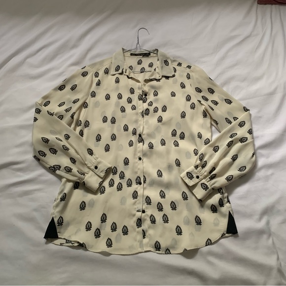 Mediterranean pattern flowy loose button down white collar shirt (silky texture) - Picture 1 of 5